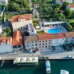 Orka Apartments