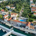 Orka Apartments