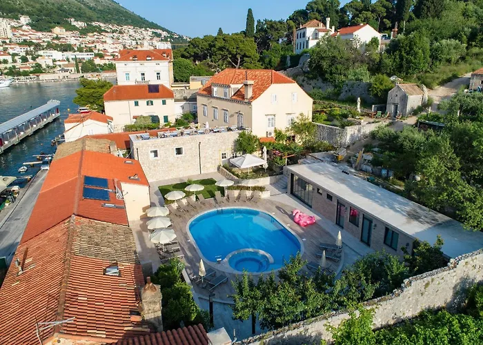 Orka Apartments