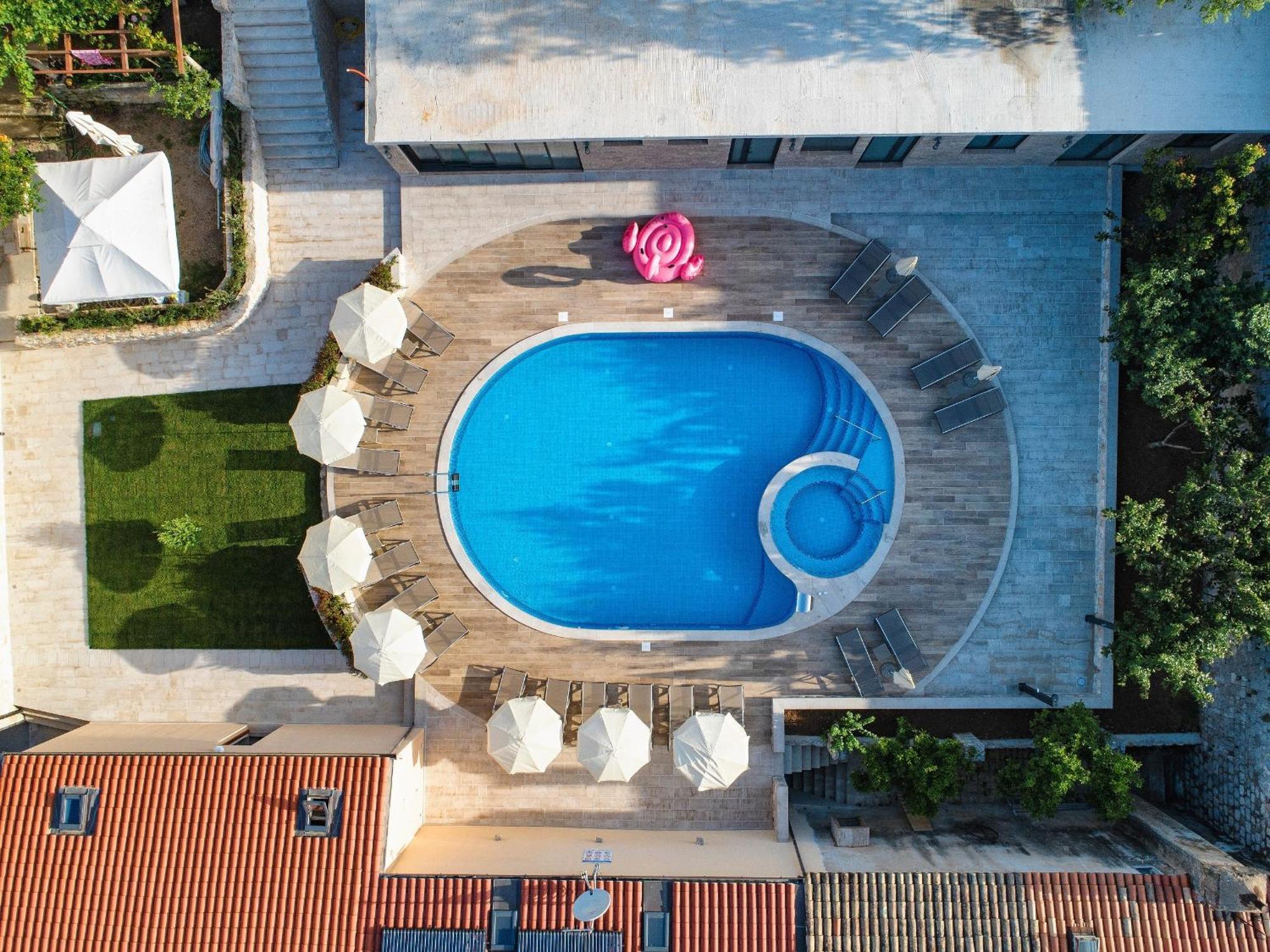 Orka Apartment *