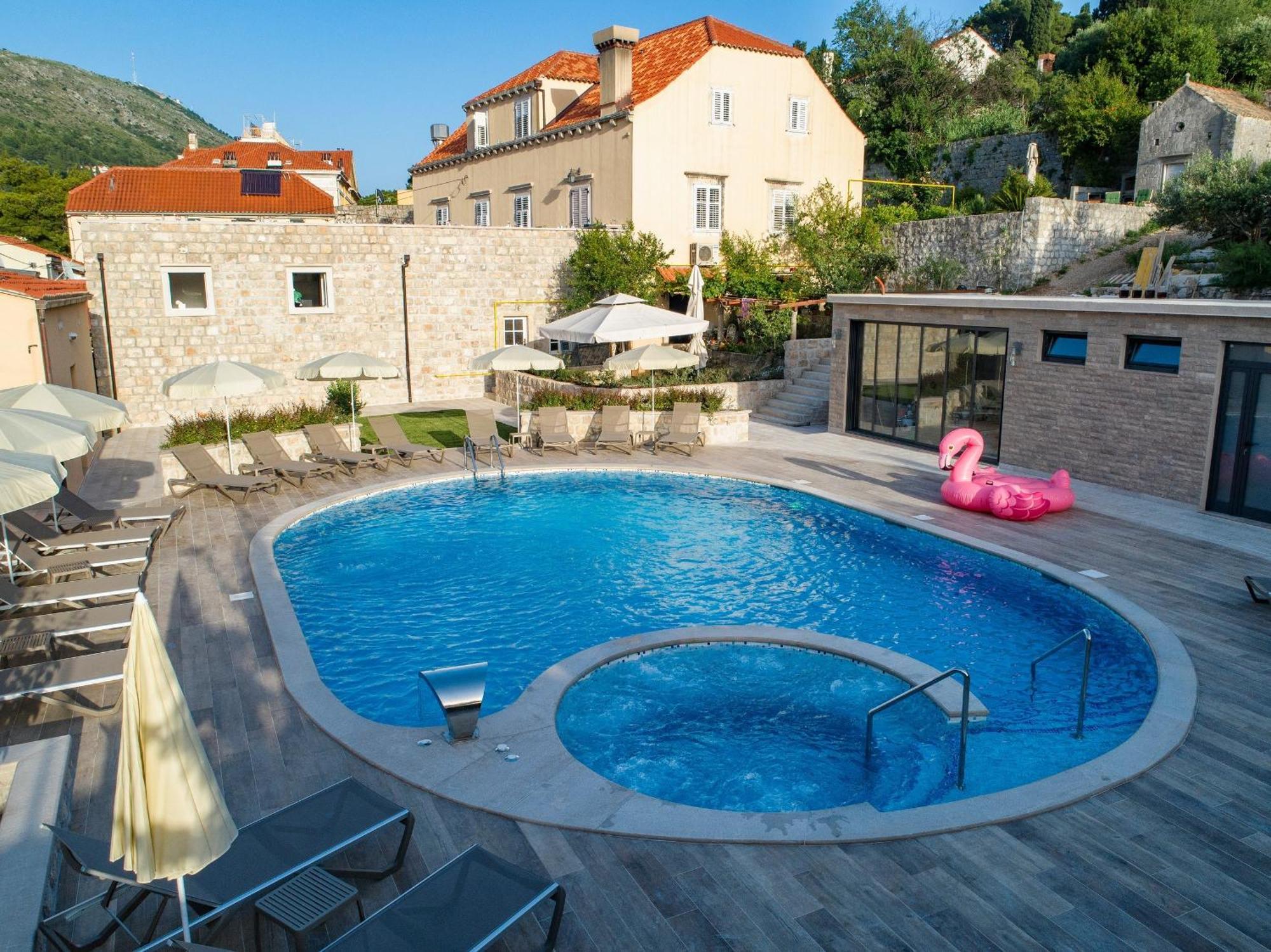 Orka Apartment *